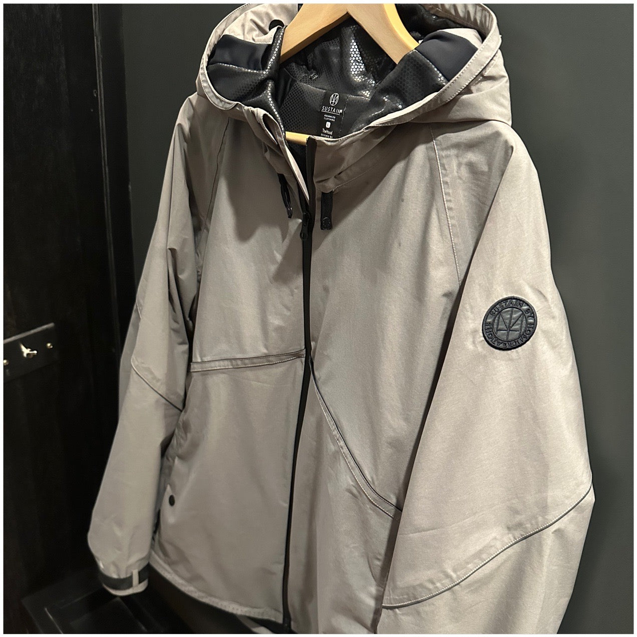 The Ultimate Guide to Choosing the Best Waterproof Jackets