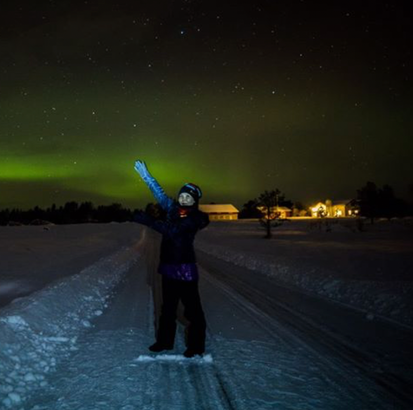What to Wear in Finnish Lapland at -18°C – Aurora Chasing Outfit Guide
