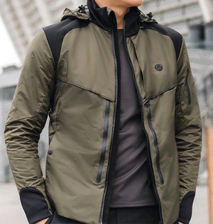 Stay Warm This Winter with Just 2 Layers: The New Tech That Replaces Bulky Outfits